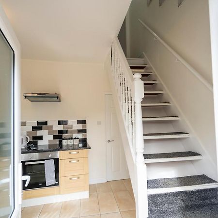 Entire House-Merseyside-Liverpool Биркенхед Екстериор снимка